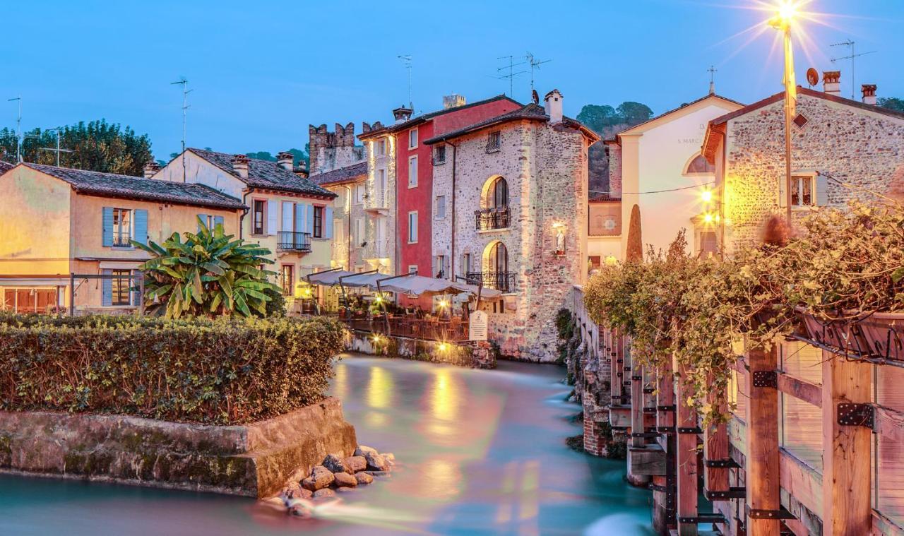 Il Borghetto Vacanze Nei Mulini ヴァレッジョ・スル・ミンチョ エクステリア 写真
